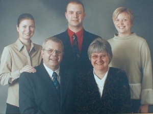 Familie foto af min familie som gave til Ingrig og Hans diamand bryllup