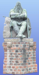 Holger Danske der stod ved Hotel Marienlyst og blev solgt til Skjern. den originale gipsstatue står i KasseMatterne under KRONBORG.